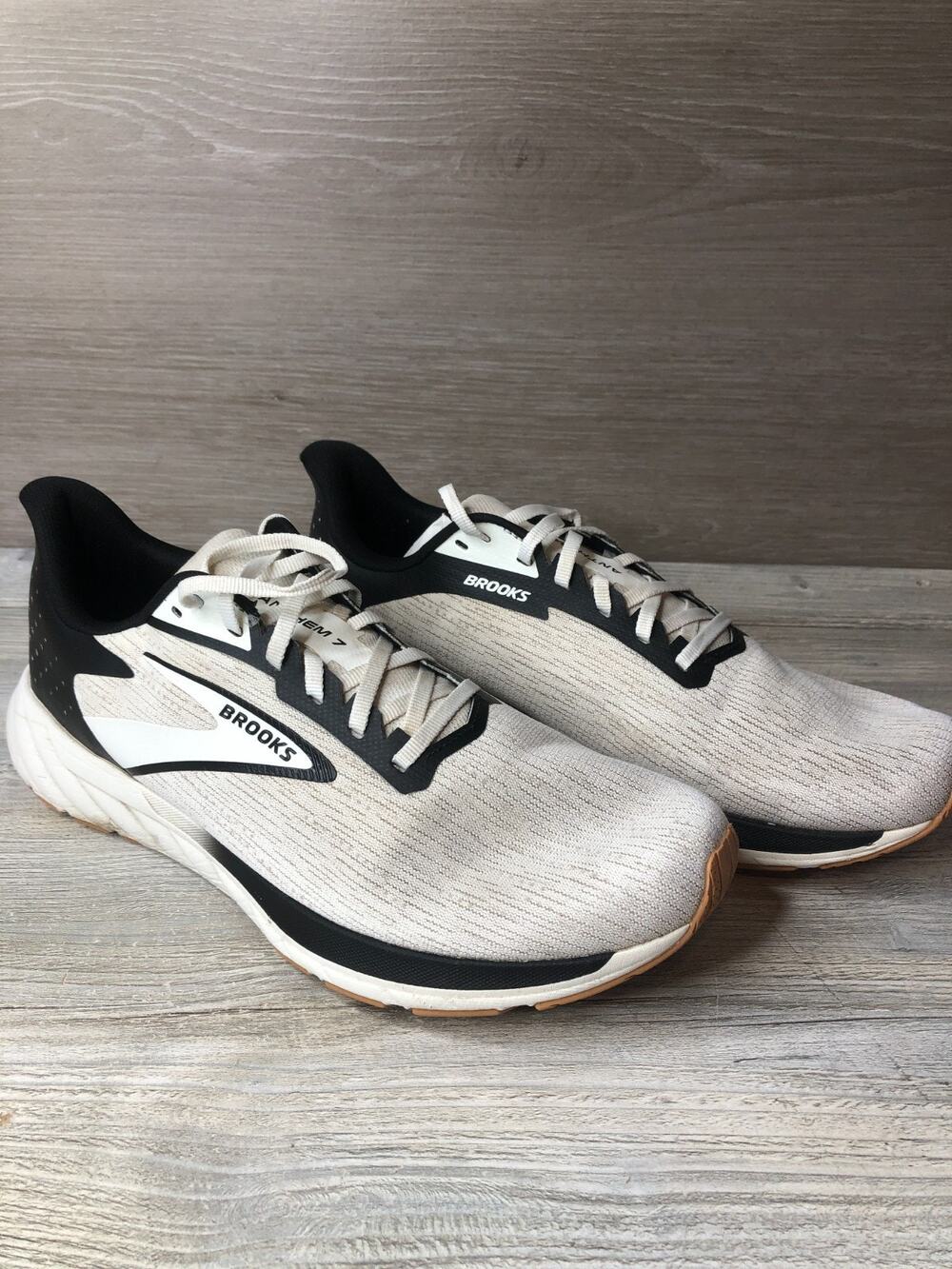 Brooks Men's Anthem 7 Running Shoes/White / Black D Size 11.5